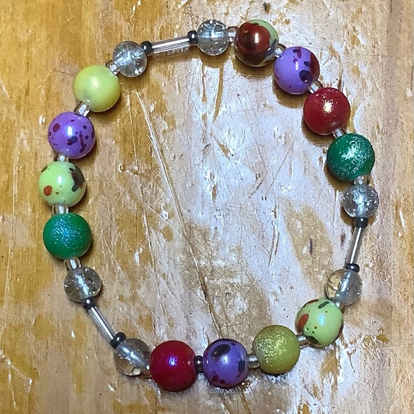 Handmade beaded bracelet - Picture 3 of 3